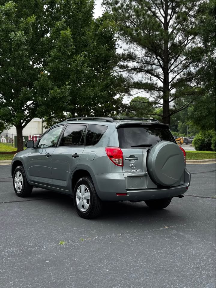 RAV4 Image 4