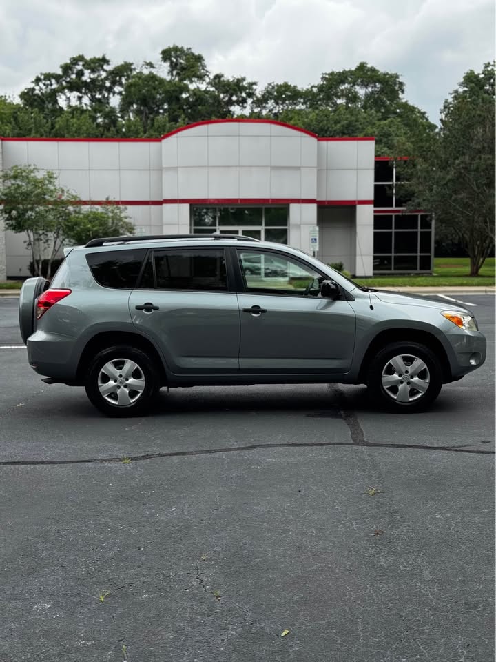 RAV4 Image 7