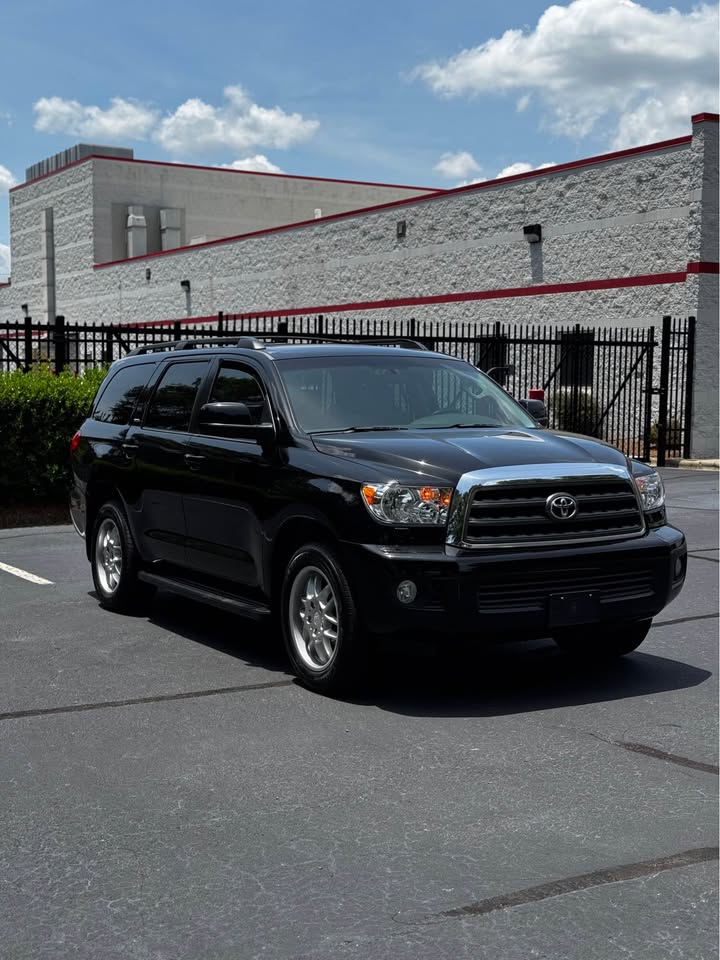 2010 Toyota Sequoia 8