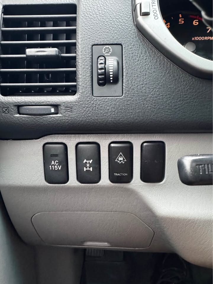 2005 Toyota 4Runner photo 14