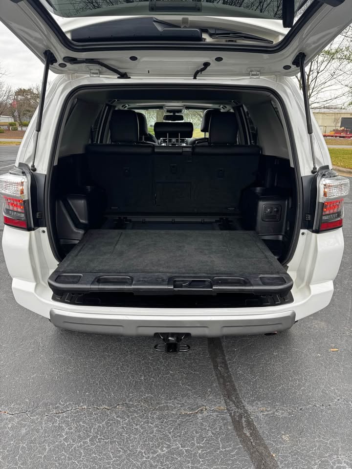 2016 Toyota 4Runner Trail Special Edition photo 11