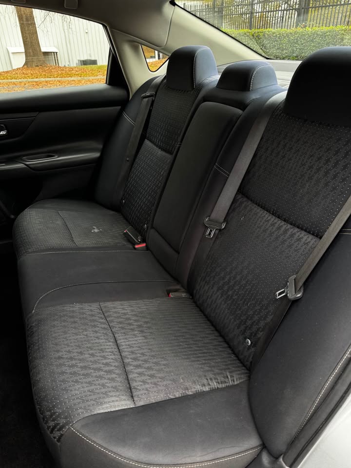 2016 Nissan Altima 2.5 S photo 11