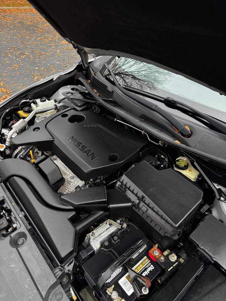 2016 Nissan Altima 2.5 S photo 14