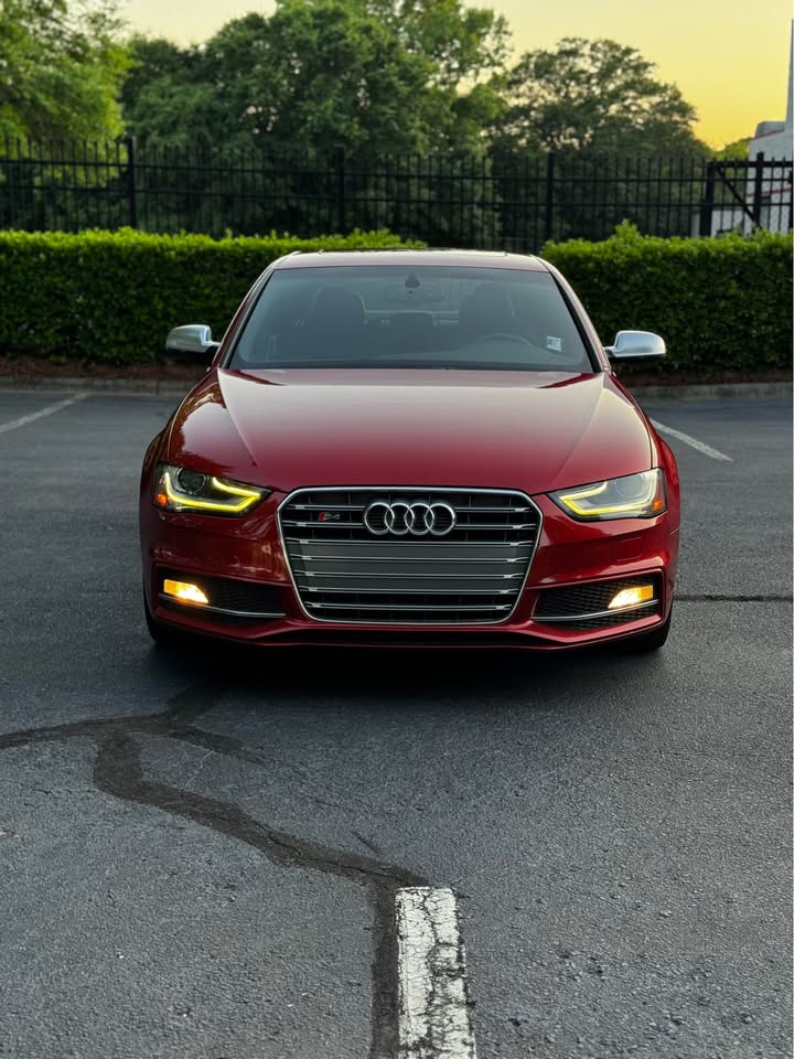 2013 Audi S4 3.0T Quattro Premium Plus Sedan 4D photo 2