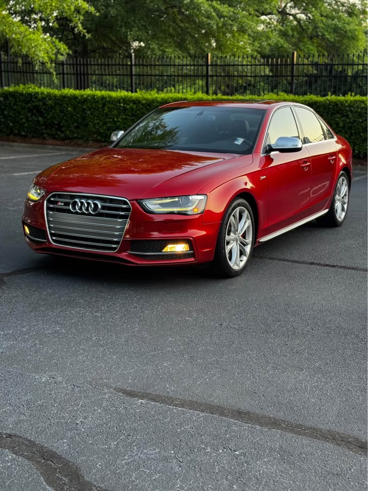 2013 Audi S4 3.0T Quattro Premium Plus Sedan 4D photo 3