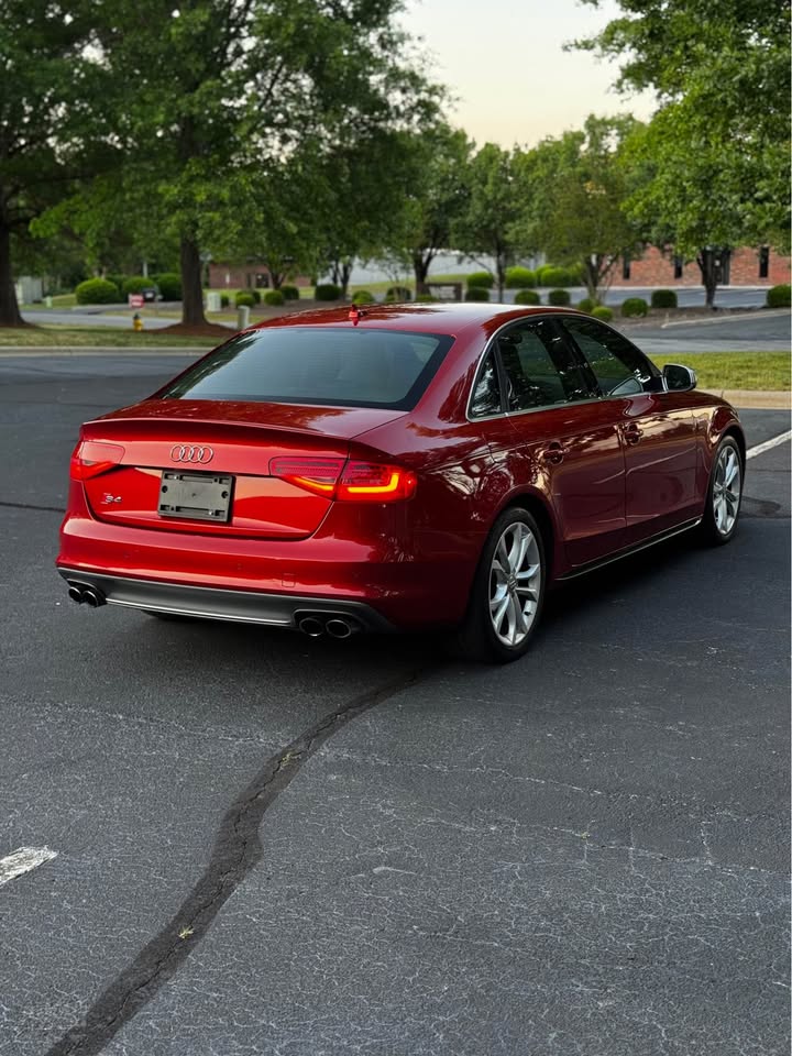 2013 Audi S4 3.0T Quattro Premium Plus Sedan 4D photo 7
