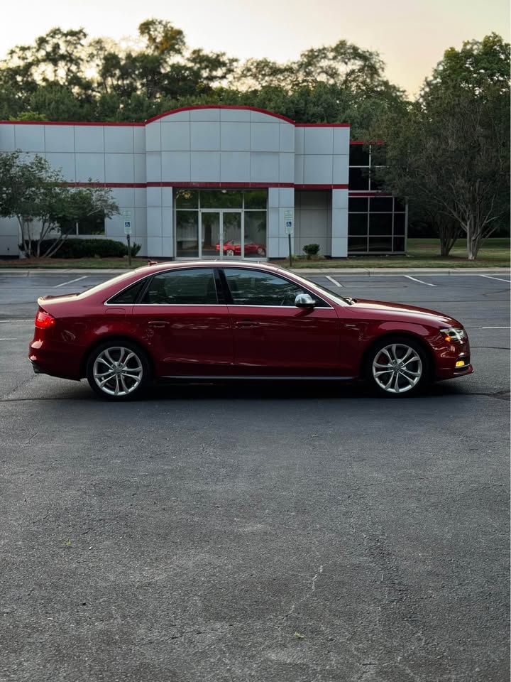 2013 Audi S4 3.0T Quattro Premium Plus Sedan 4D photo 8