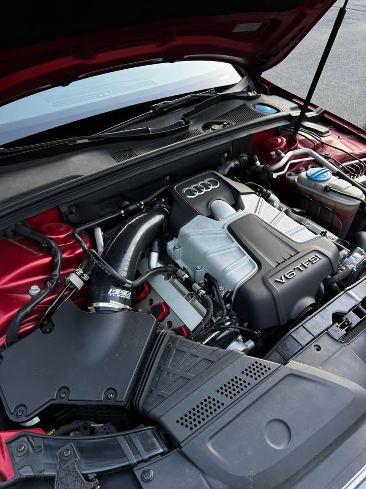 2013 Audi S4 3.0T Quattro Premium Plus Sedan 4D photo 16