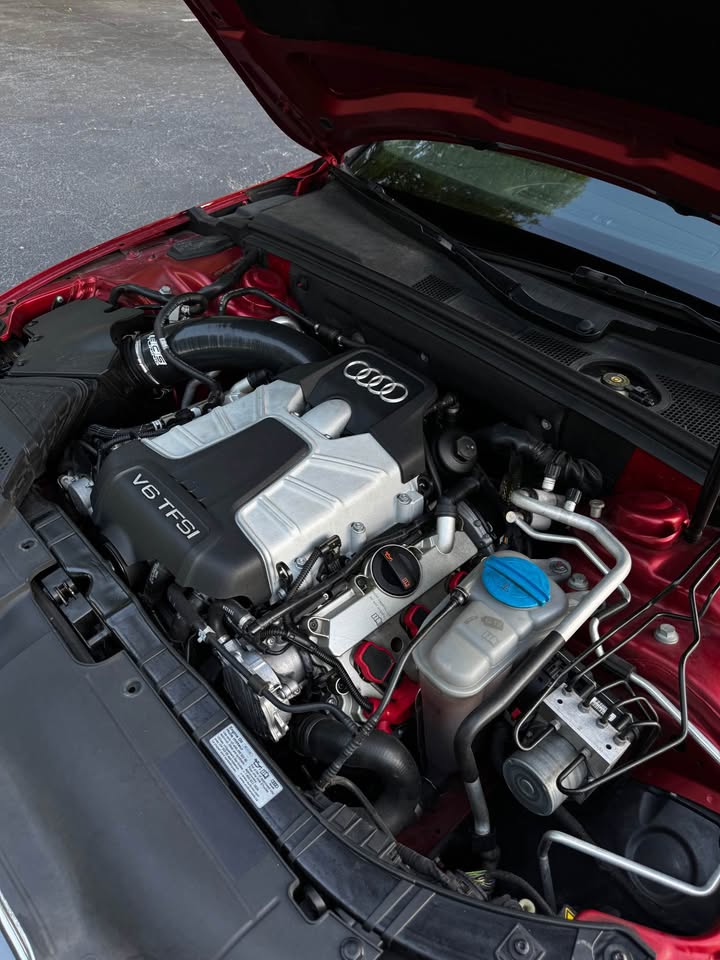 2013 Audi S4 3.0T Quattro Premium Plus Sedan 4D photo 17