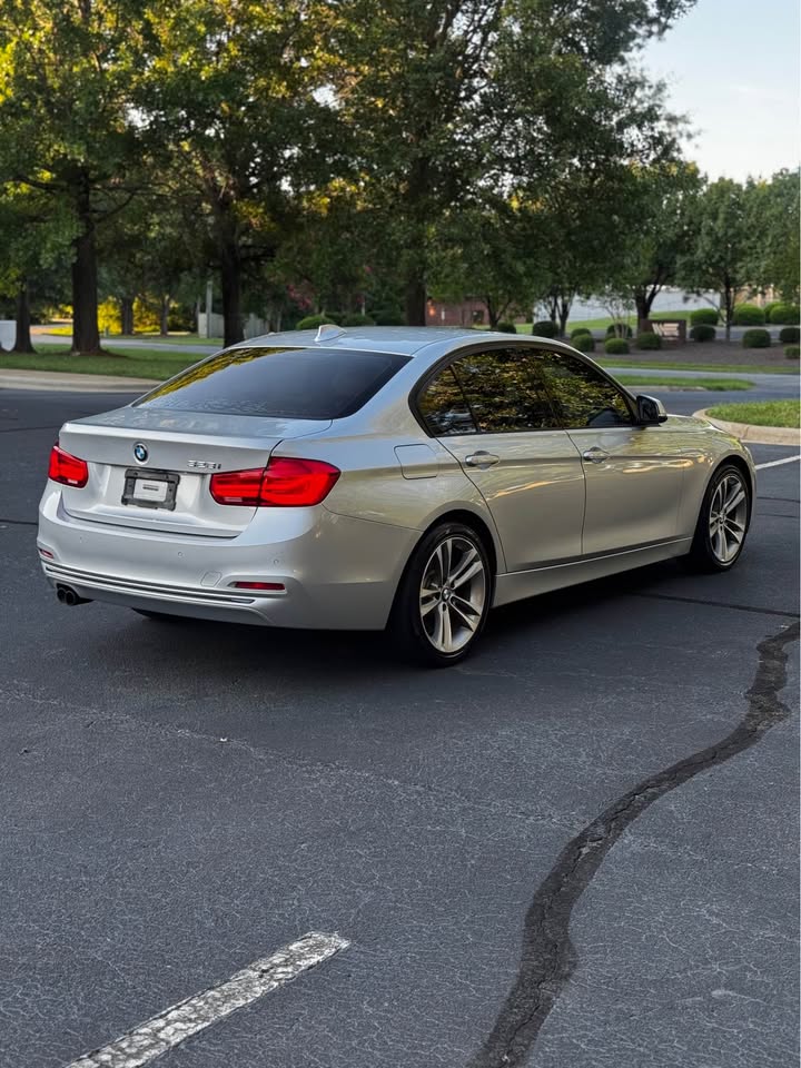 2016 BMW 328i Sedan 4D photo 7