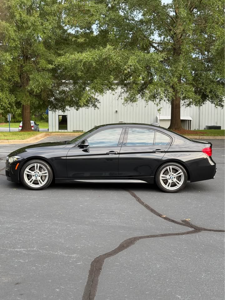 2017 BMW 330i M Sport photo 4