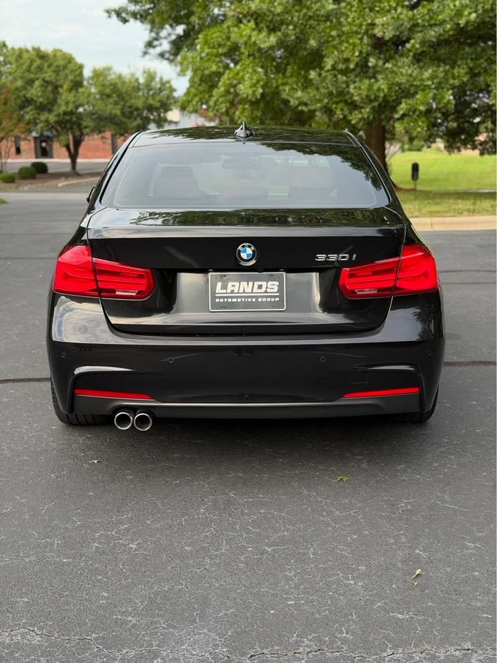 2017 BMW 330i M Sport photo 6