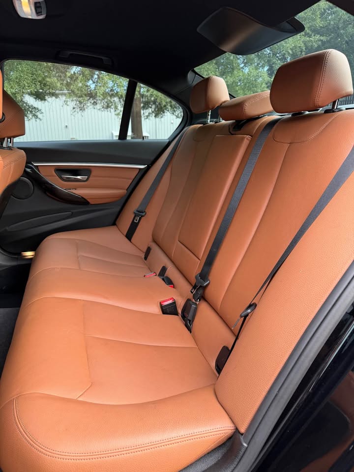2017 BMW 330i M Sport photo 11