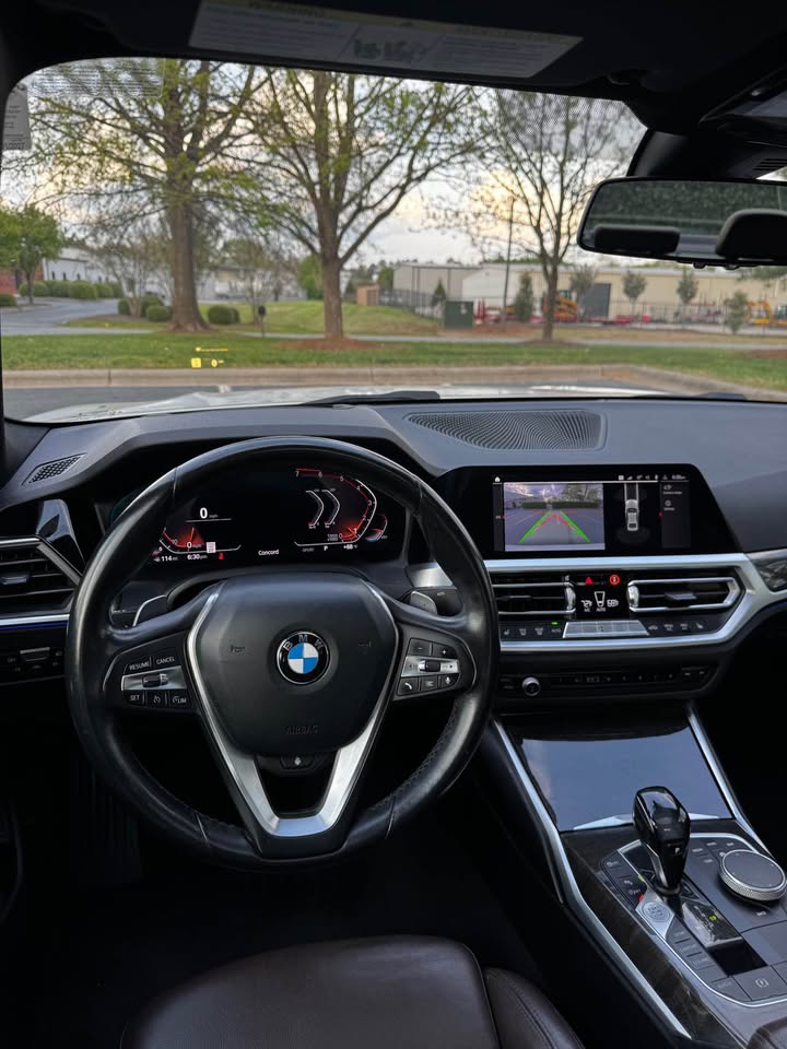 2020 BMW 330i photo 13