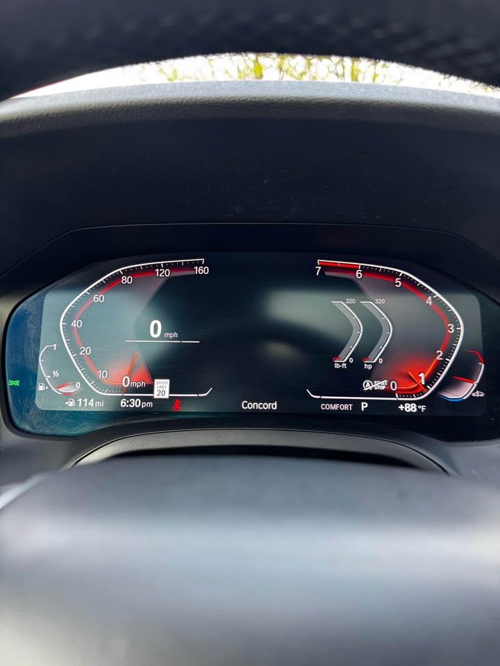 2020 BMW 330i photo 14