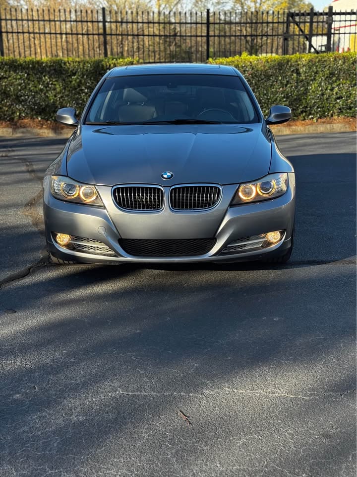 2011 BMW 335d photo 2