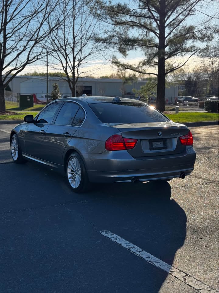 2011 BMW 335d photo 5