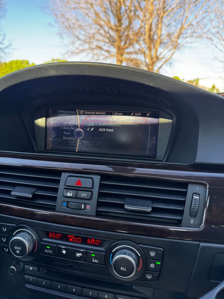 2011 BMW 335d photo 15