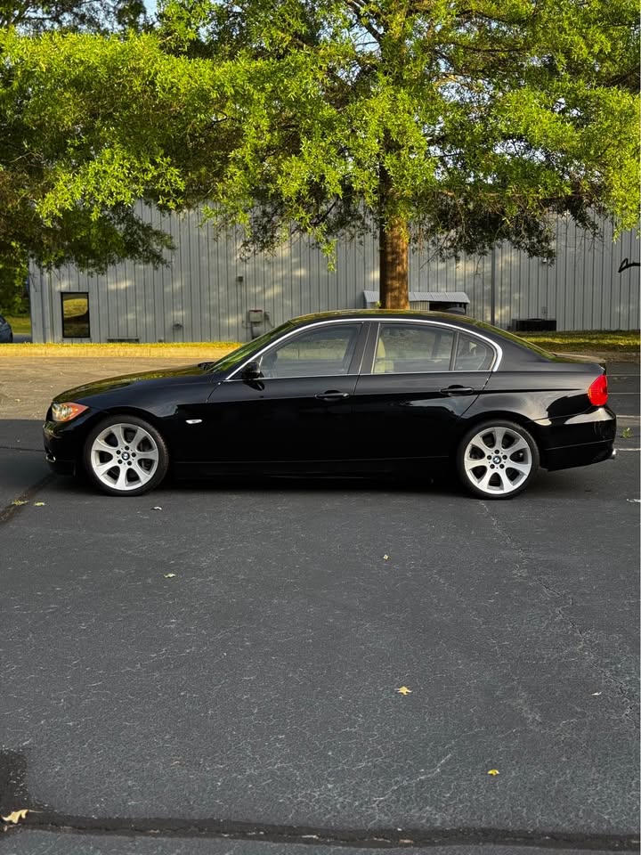 2008 BMW 335i photo 4