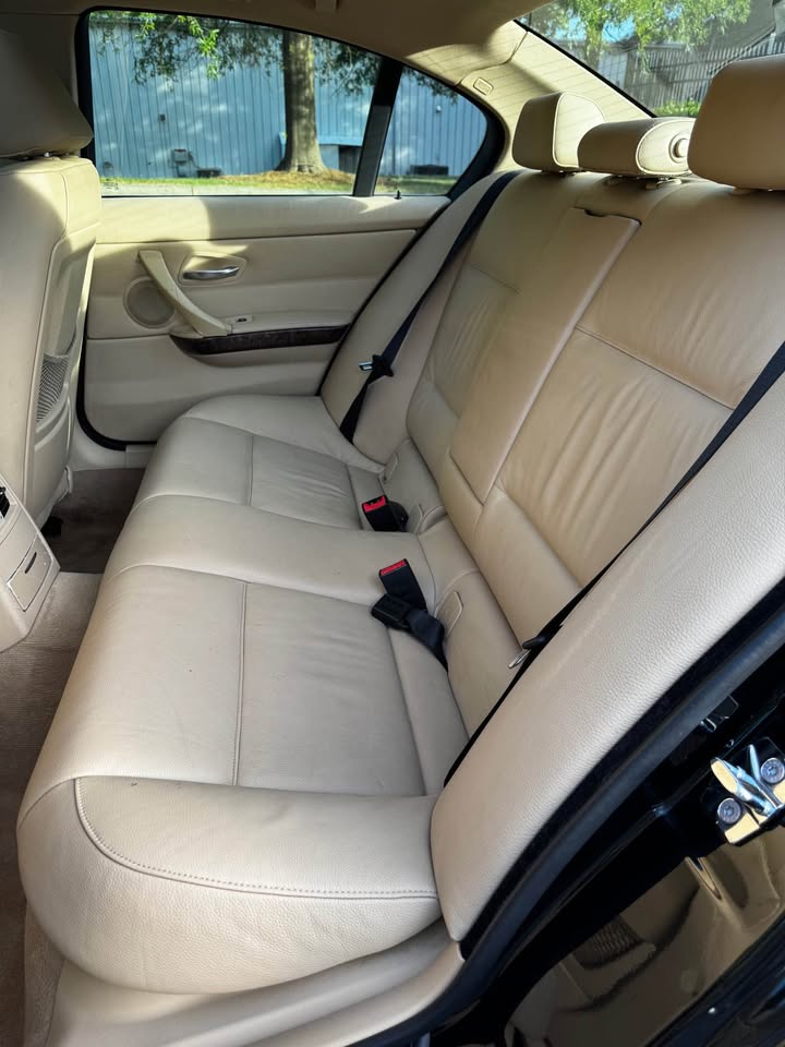 2008 BMW 335i photo 11