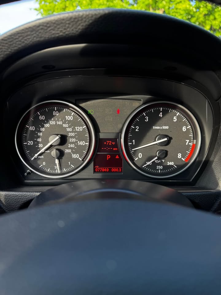 2008 BMW 335i photo 13
