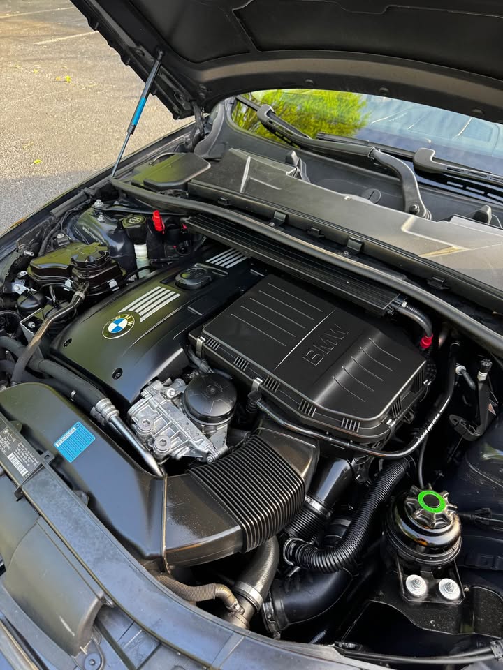 2008 BMW 335i photo 15