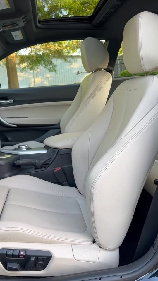 2015 BMW M235i photo 2