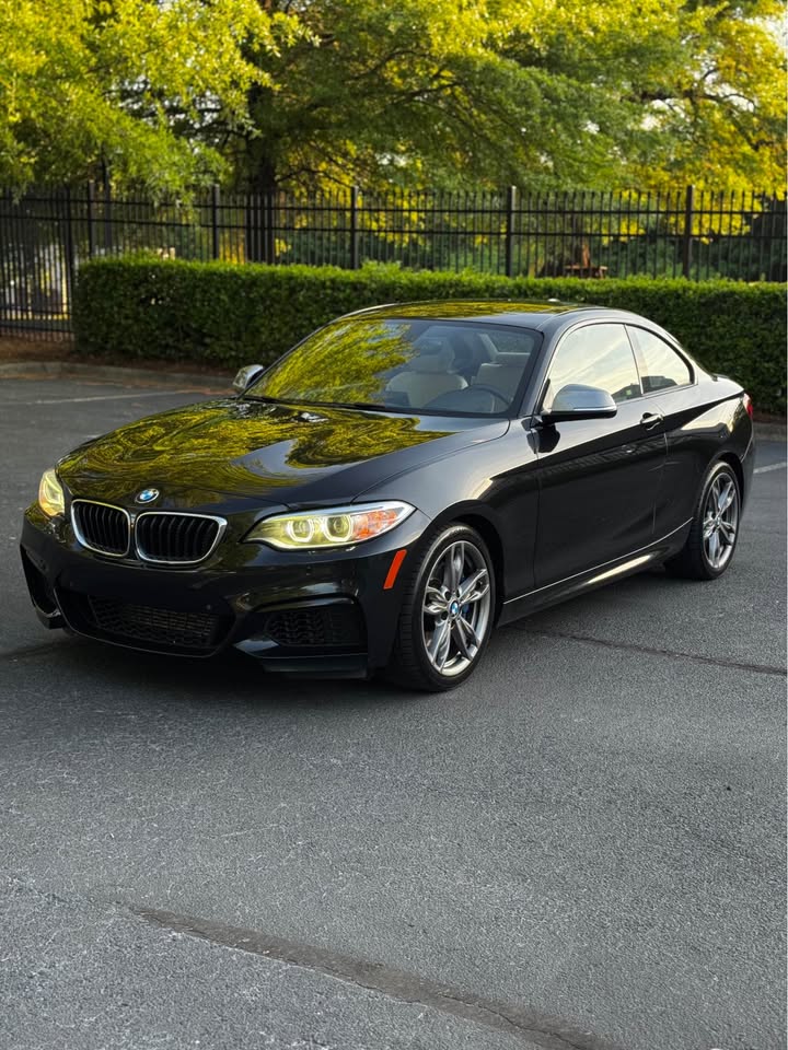 2015 BMW M235i photo 4
