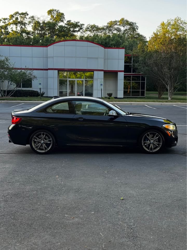 2015 BMW M235i photo 6