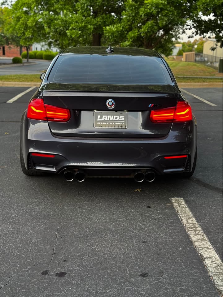 2017 BMW M3 photo 5