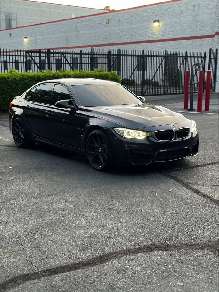 2017 BMW M3 photo 8