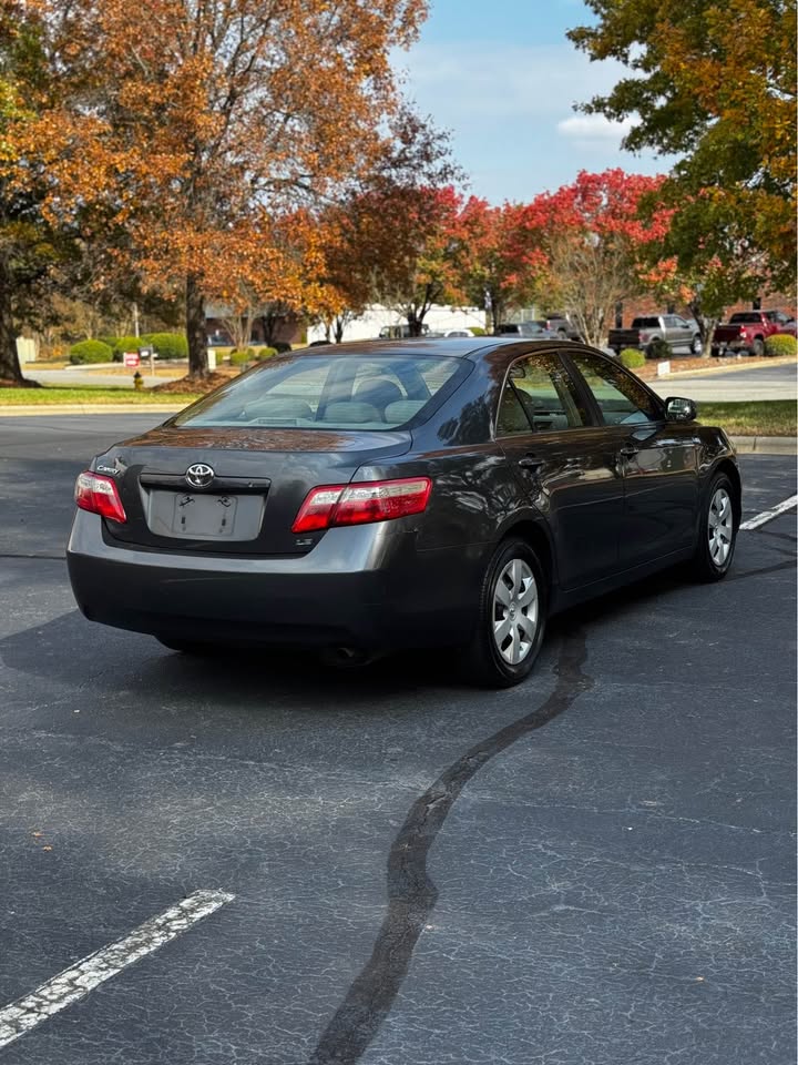 2009 Toyota Camry photo 7
