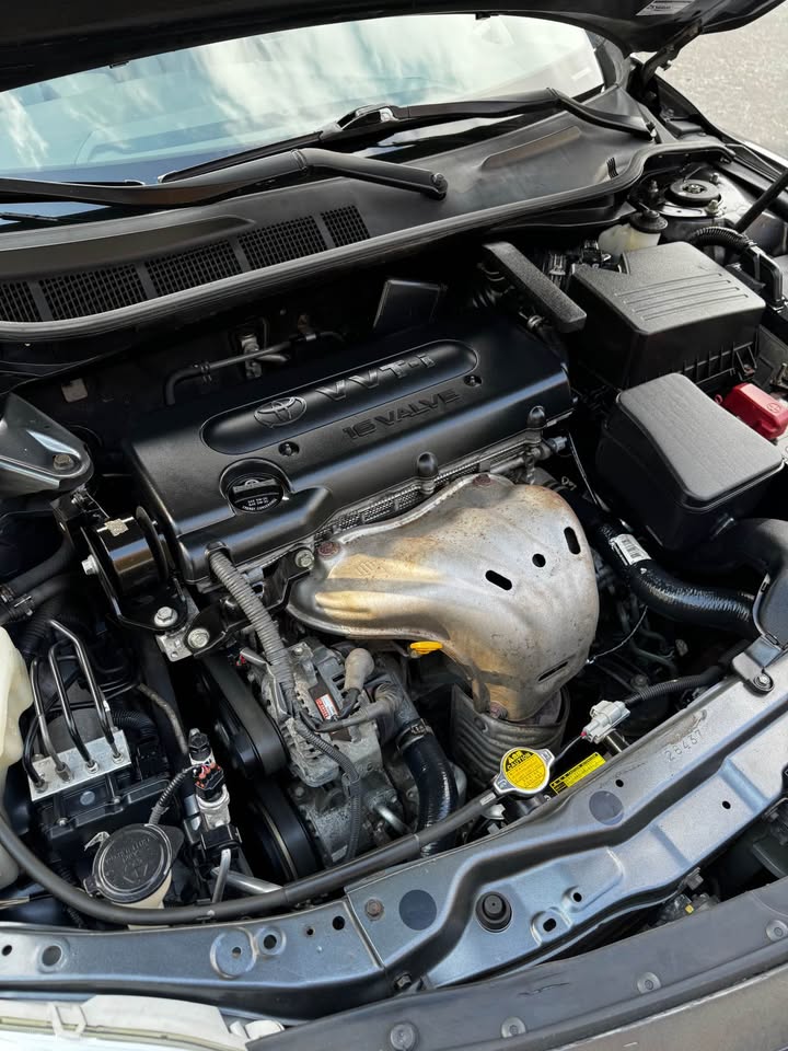 2009 Toyota Camry photo 15