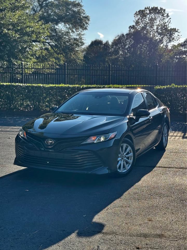 2018 Toyota Camry LE Sedan 4D