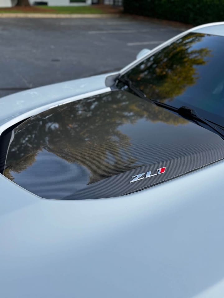 2018 Chevrolet Camaro ZL1 Supercharged 6-Speed Manual photo 15