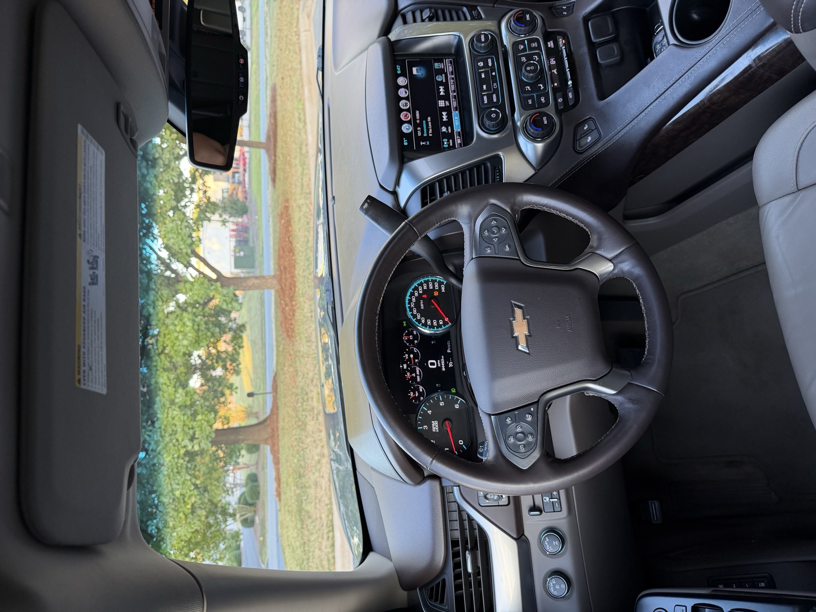 2017 Chevrolet Tahoe LT 4x4 photo 10