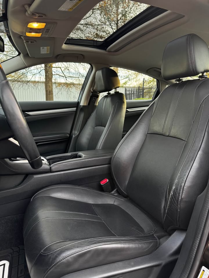 2016 Honda Civic EX-L photo 10