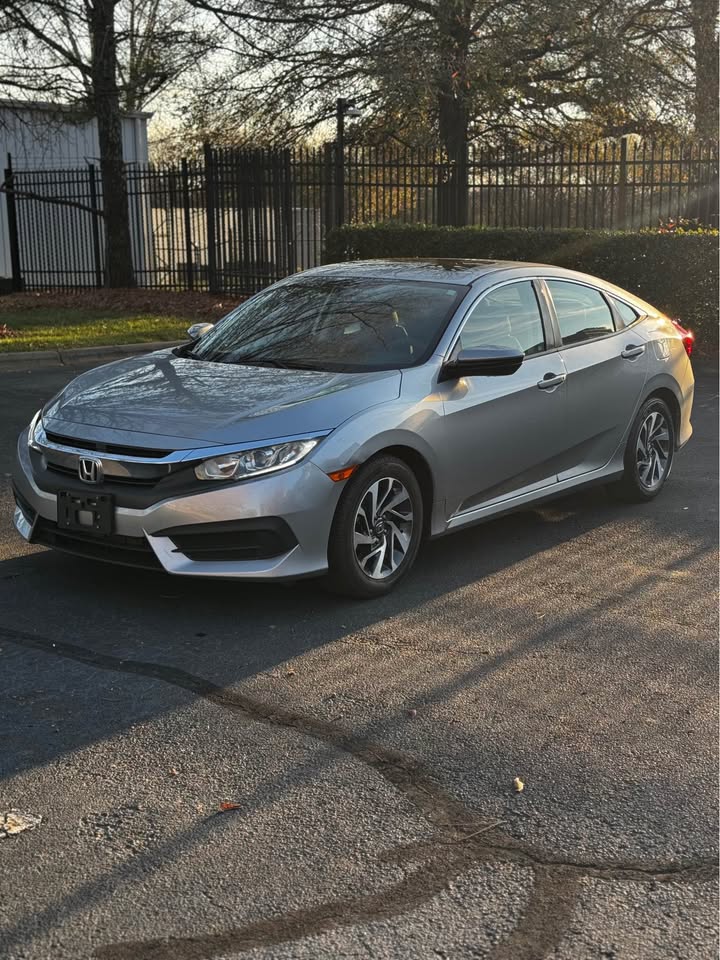 2016 Honda Civic EX photo 3