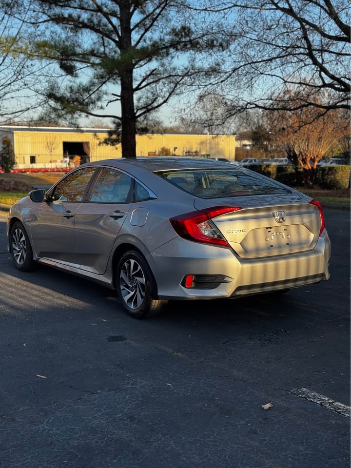 2016 Honda Civic EX photo 5