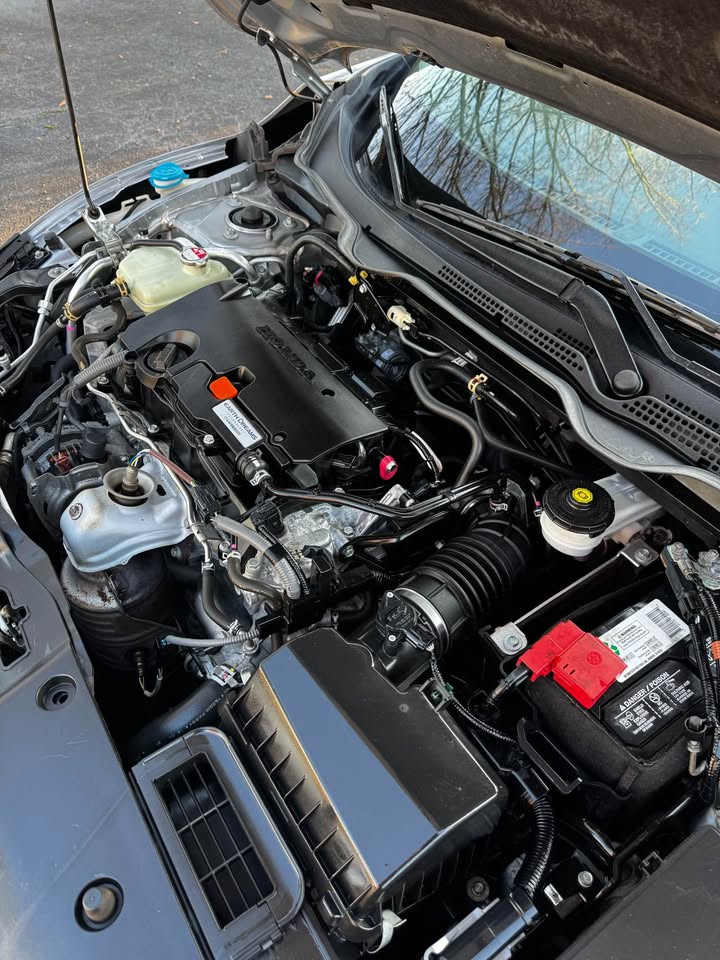 2016 Honda Civic EX photo 17