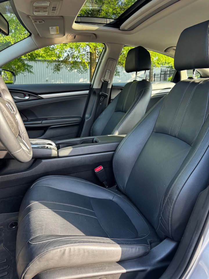 2018 Honda Civic EX-L Exterior Detail