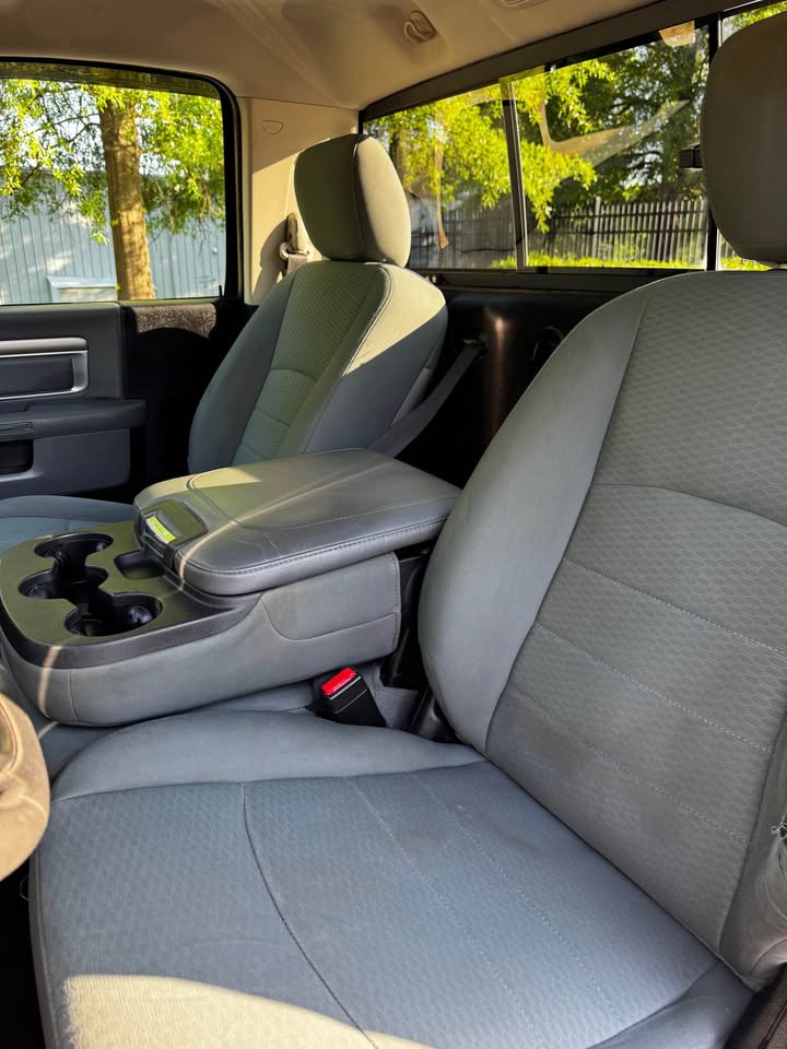 2015 Ram 1500 Express photo 10