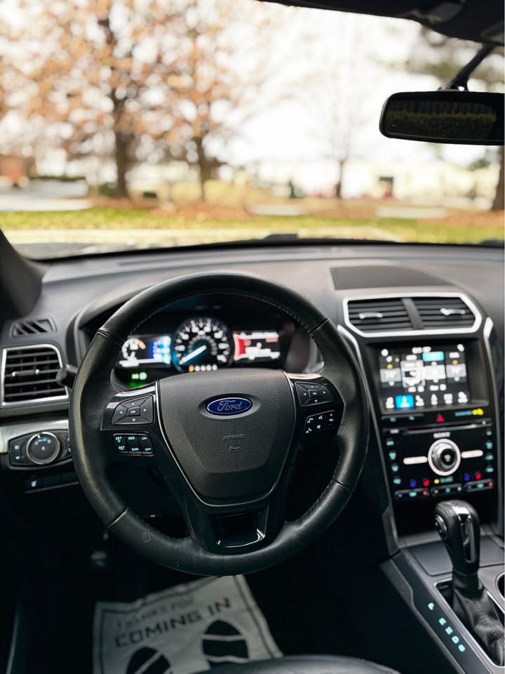 2018 Ford Explorer Limited photo 15