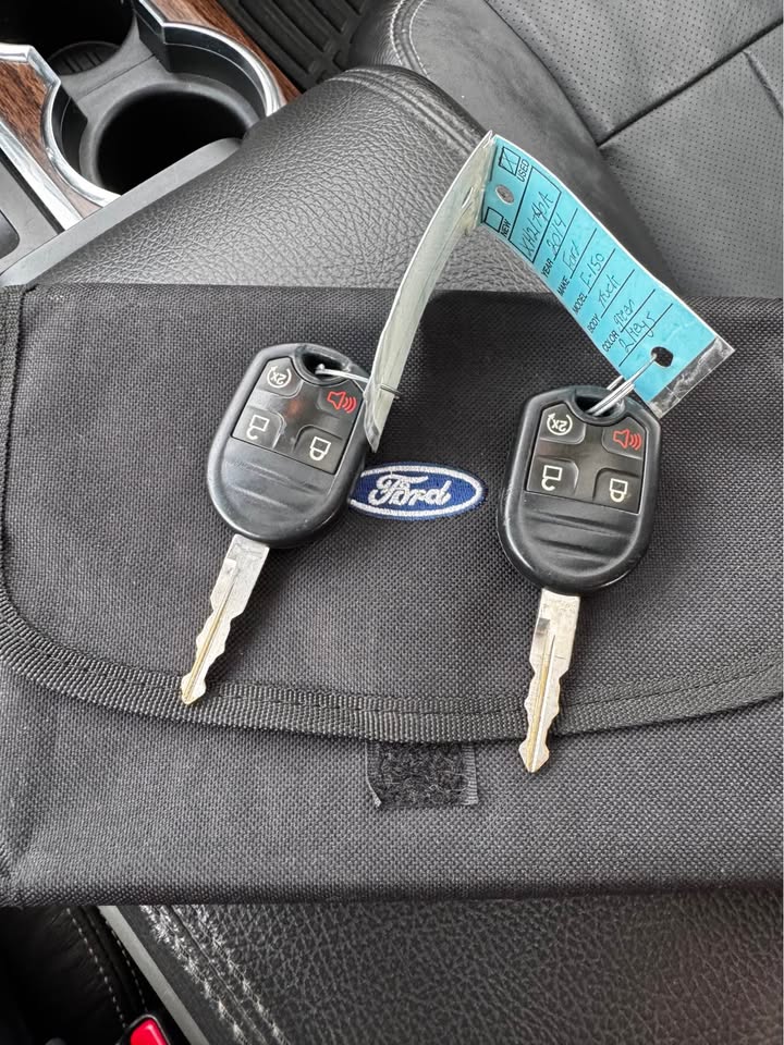 2014 Ford F-150 Lariat photo 17