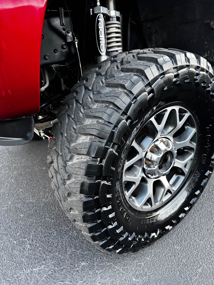 2015 Ford F-250 Super Duty Crew Cab Platinum photo 16