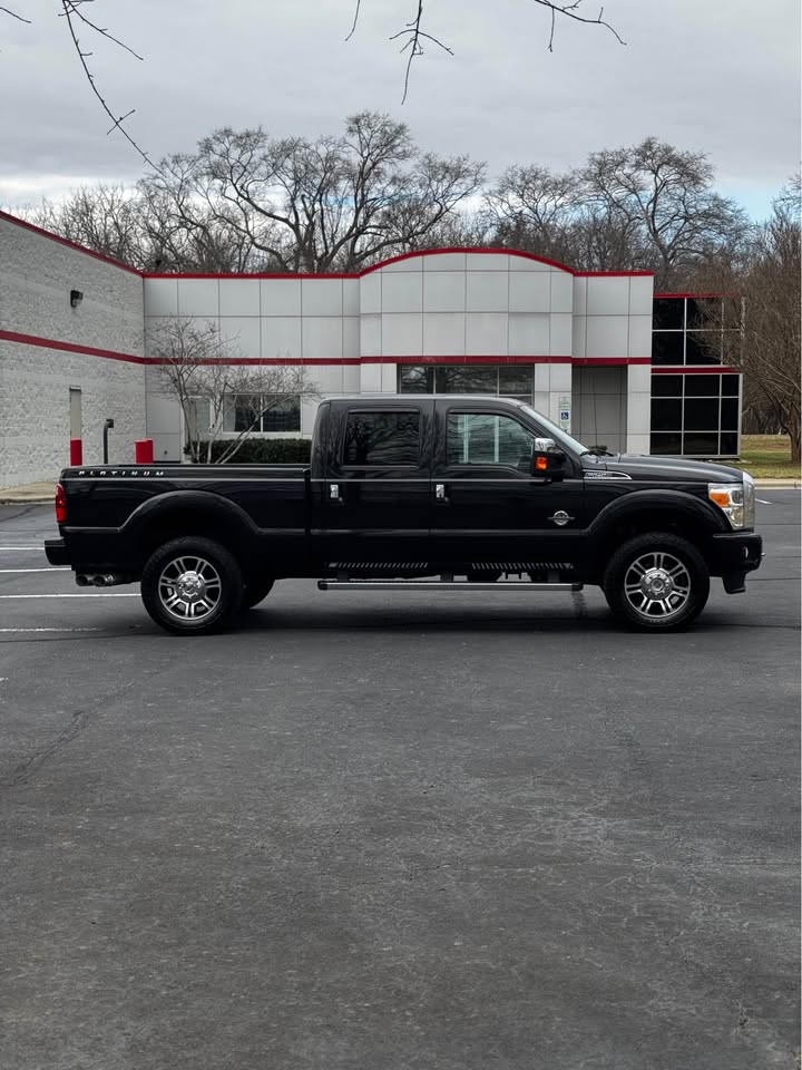 2015 Ford F-250 photo 7