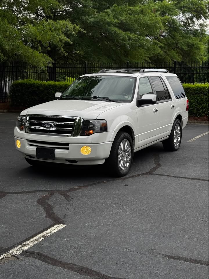 2013 Ford Expedition Limited photo 3