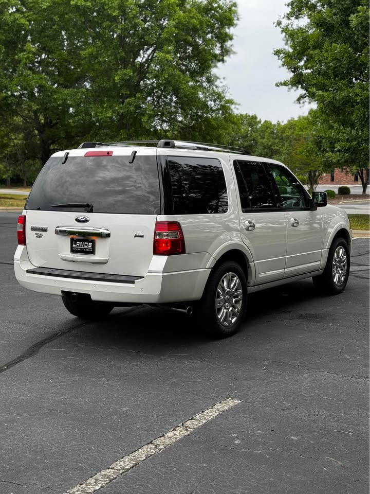 2013 Ford Expedition Limited photo 7