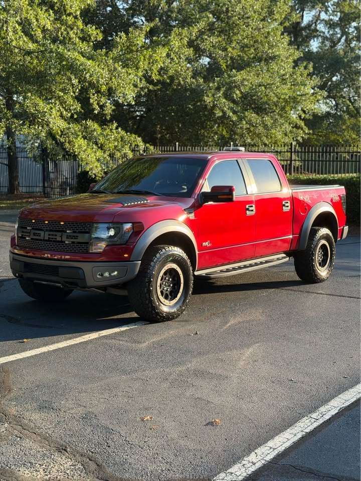 2014 Ford F-150 SVT Raptor photo 3