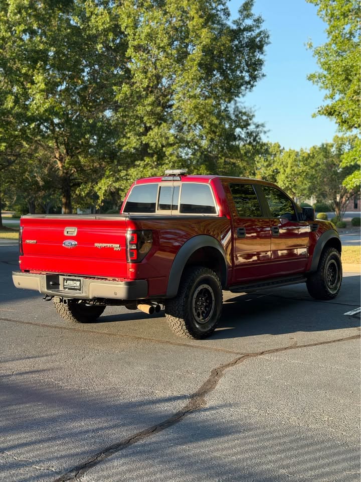 2014 Ford F-150 SVT Raptor photo 7